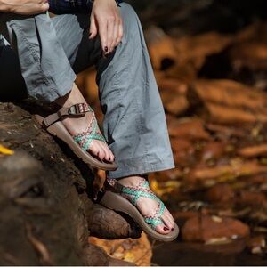 Chaco Dolman Pine Coral Mint Green Women’s Sandals Size W10